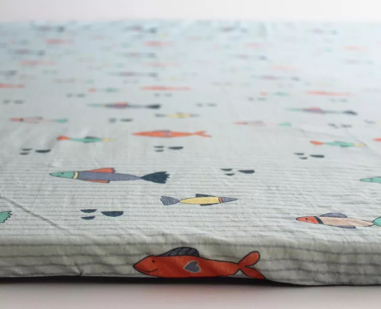 Estoreta de gateig per a nadons multifuncional Happy Fish 135x100cm - imagen 10